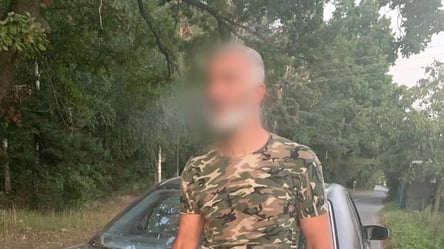В Киевской области мужчина затащил в машину и изнасиловал 13-летнюю девочку - 285x160