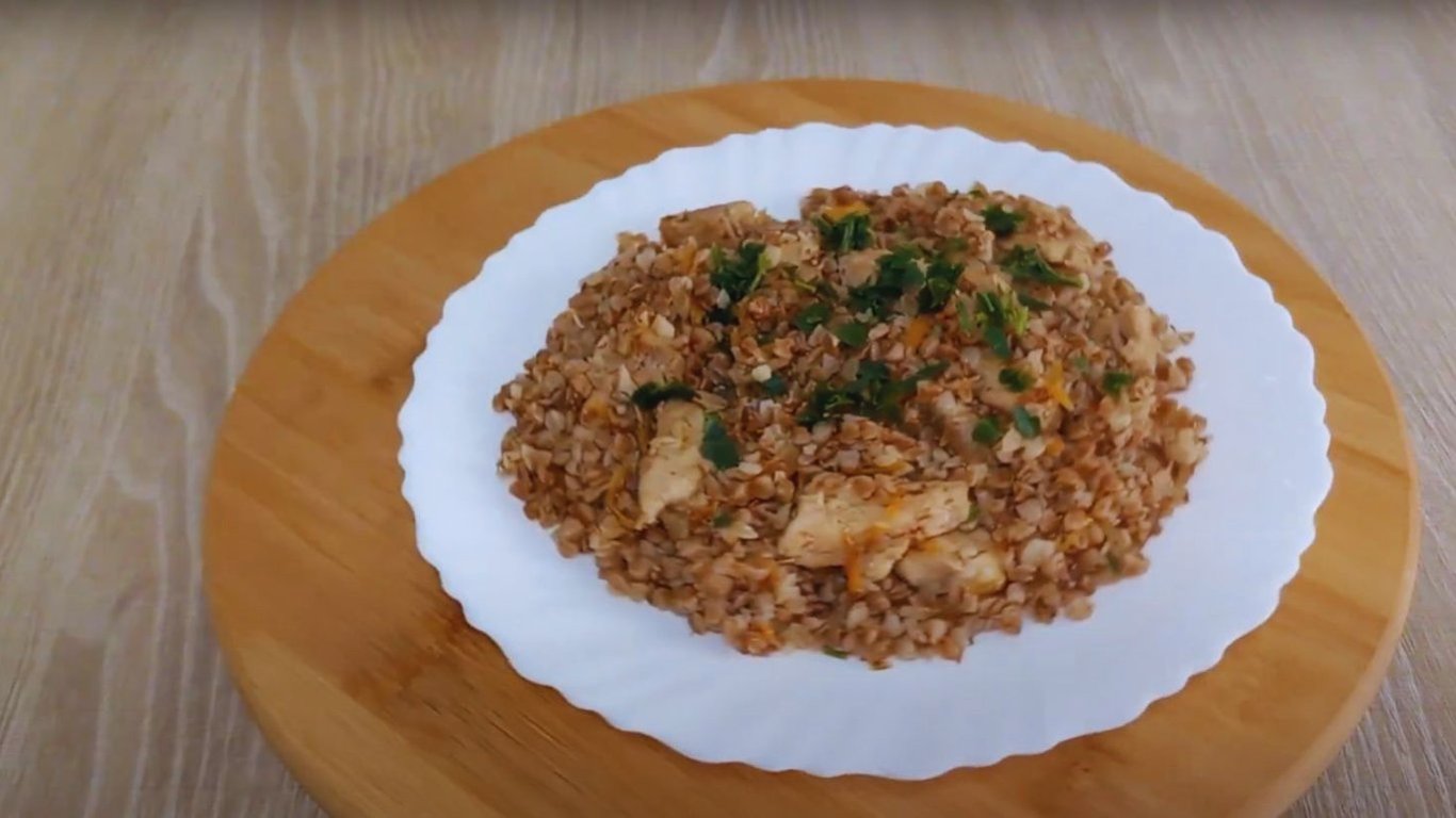 Быстрый рецепт обеда с гречки — видео