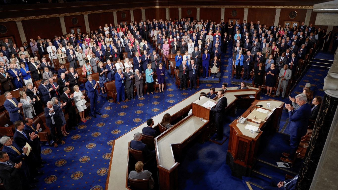 В Конгрессе США собирают подписи за помощь Украине в обход спикера Джонсона