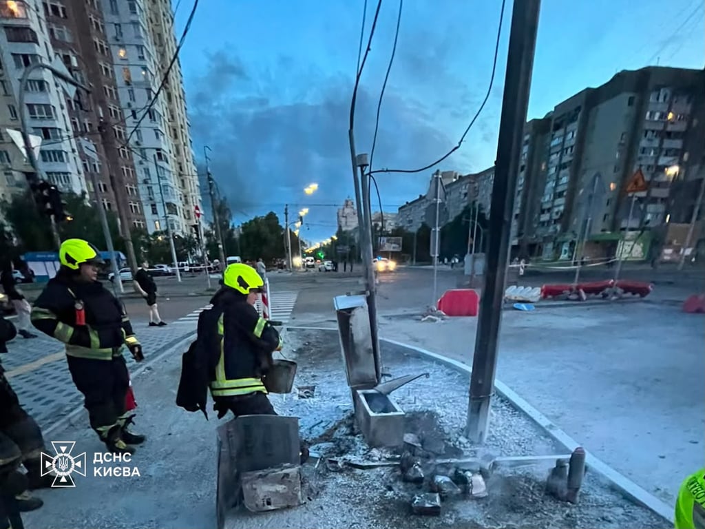Нічна атака РФ на Київ: кількість постраждалих збільшилась до 10 - фото 2