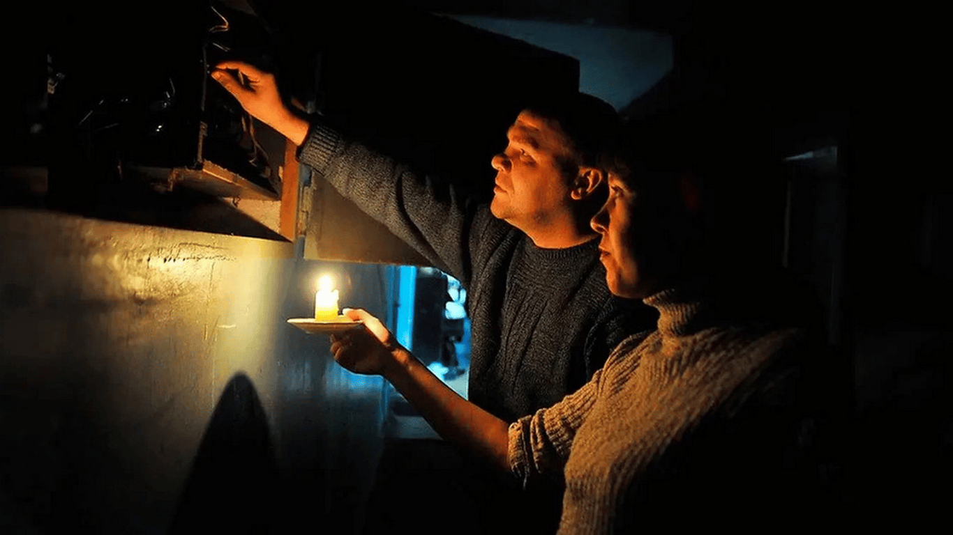 Без света до вечера: где в Одессе отключат электроснабжение