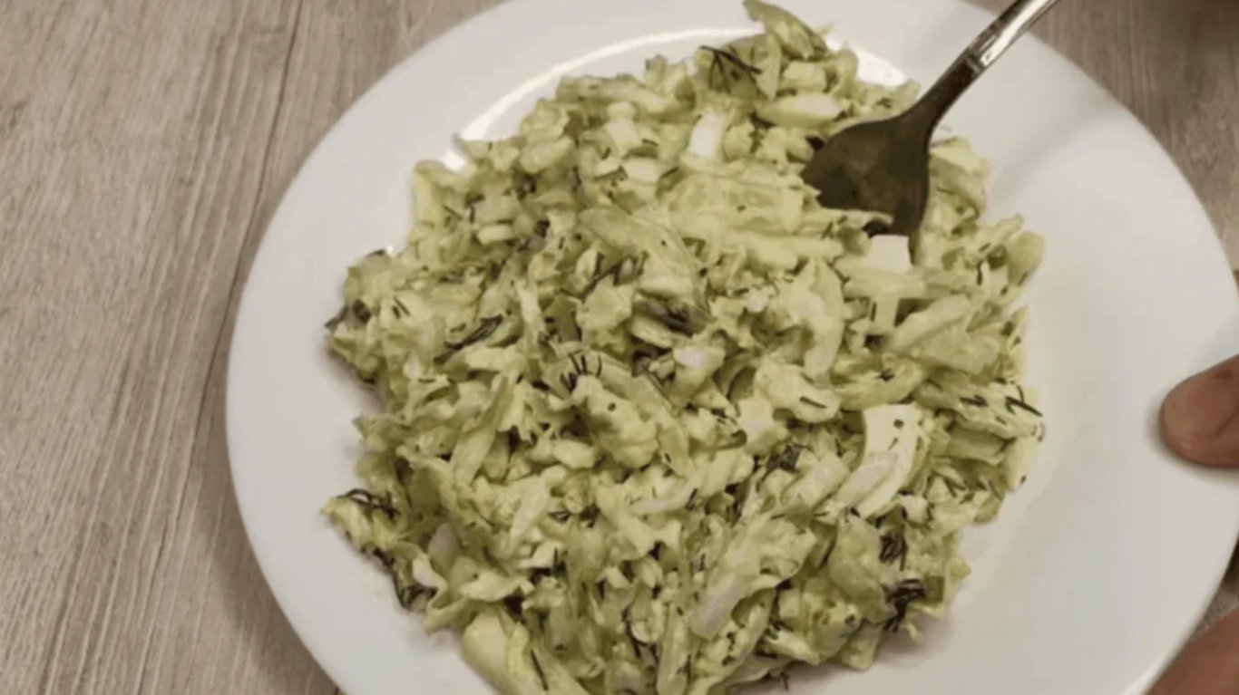 рецепт салату з пекінською капустою