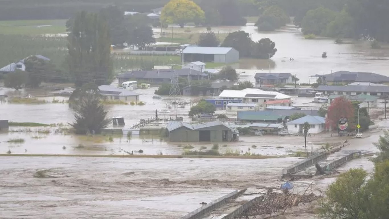 Непогода в Новой Зеландии — страну охватил мощный циклон "Габриэль"