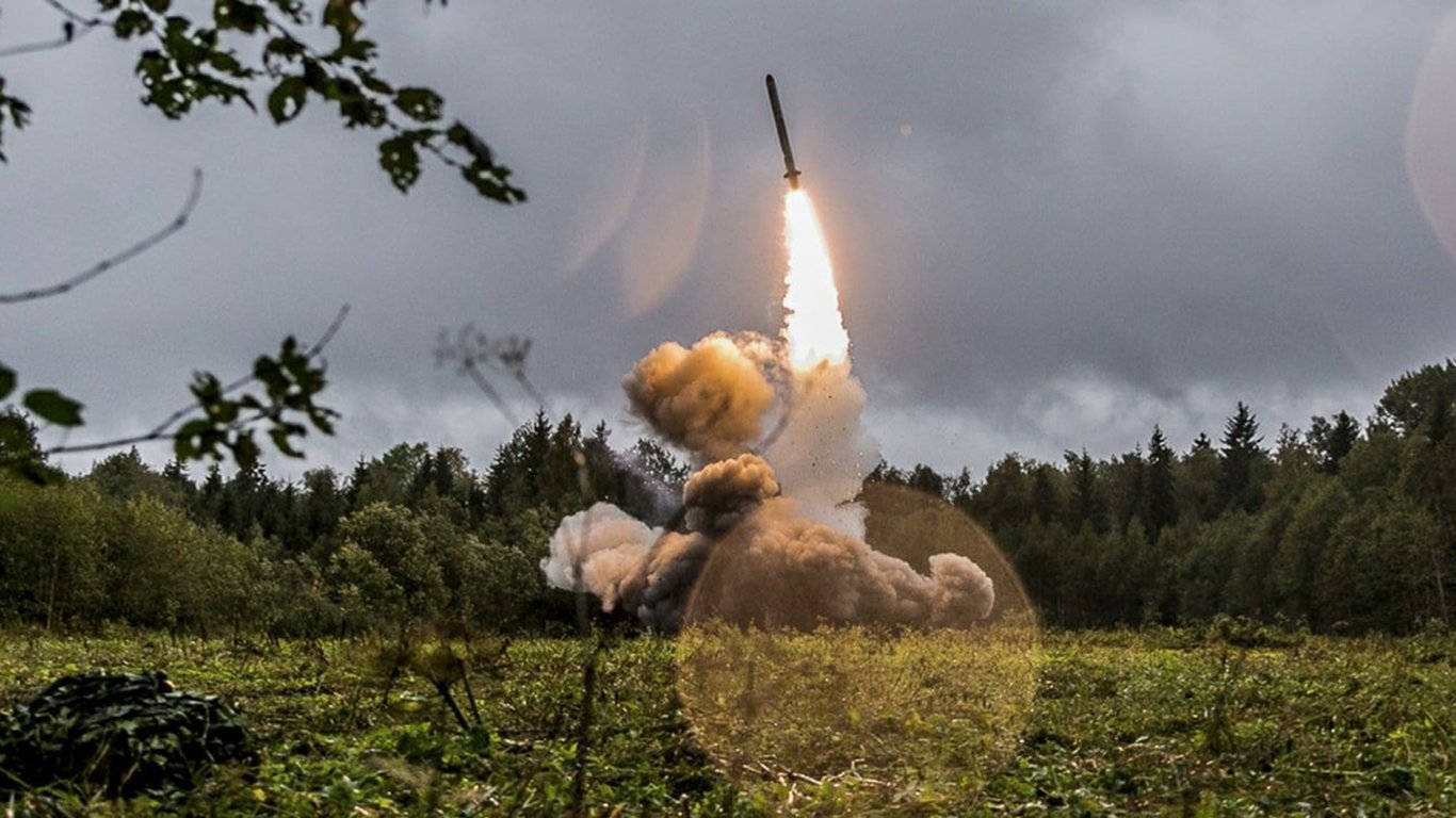 Стало відомо, як росіяни можуть бити ракетами по Україні