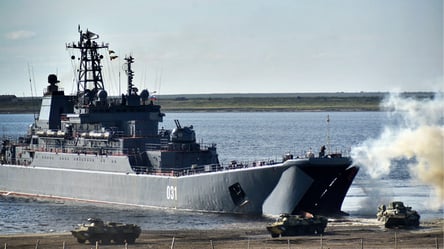 В Черном море стало меньше кораблей: куда исчезли ракетоносители - 285x160