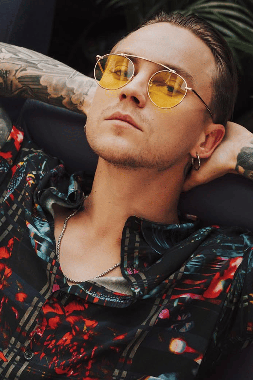 Фанати назвали можливих учасників проєкту "Холостяк"