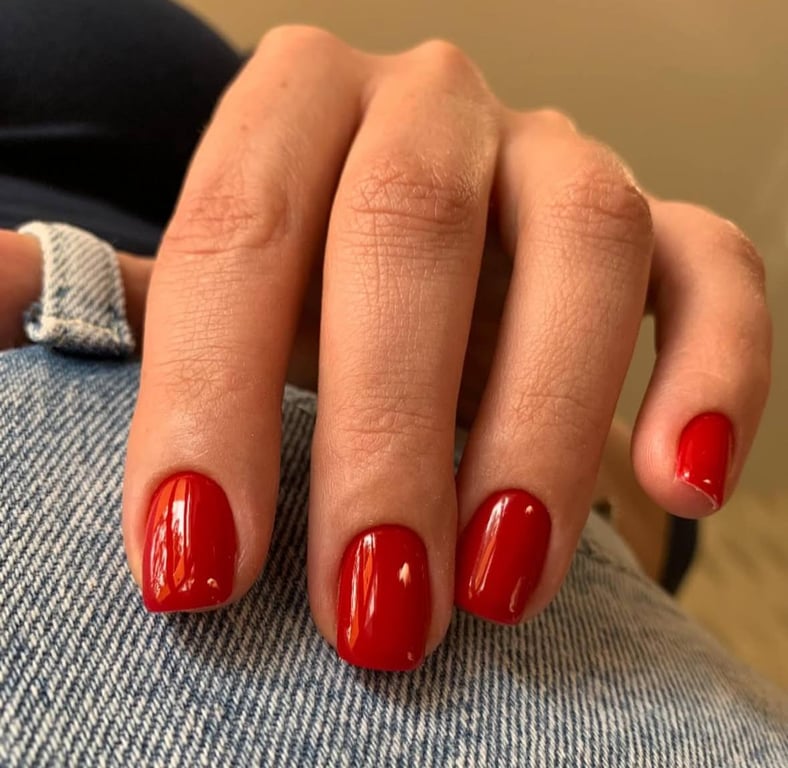Red nails will add zest to your looks