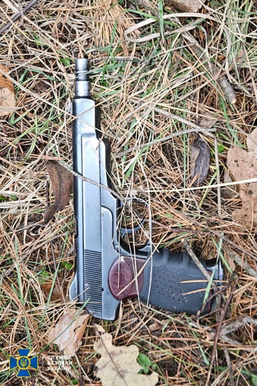 СБУ вилучили зброю у фігуранта в Кропивницькому