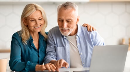 Пенсії у 2026 році — кому з українців доплачуватимуть 900 грн - 285x160