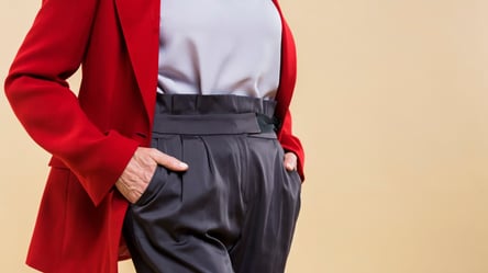 Pleated pants are the trendy winter alternative to a skirt - 285x160