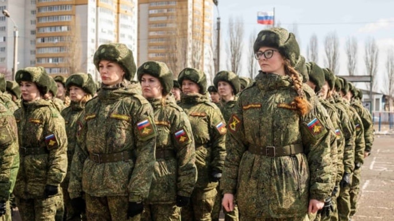 Россияне отправили на Донеччину женщин-зеков для штурмов