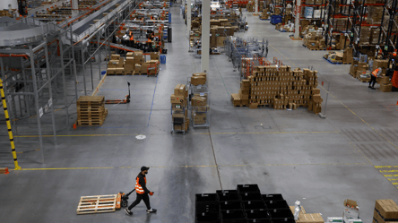 Польща заробила на біженцях більше, ніж витратила — Гетманцев - 285x160