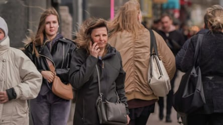 Атмосферний фронт принесе зливи — де чекати негоду на вихідних - 290x166