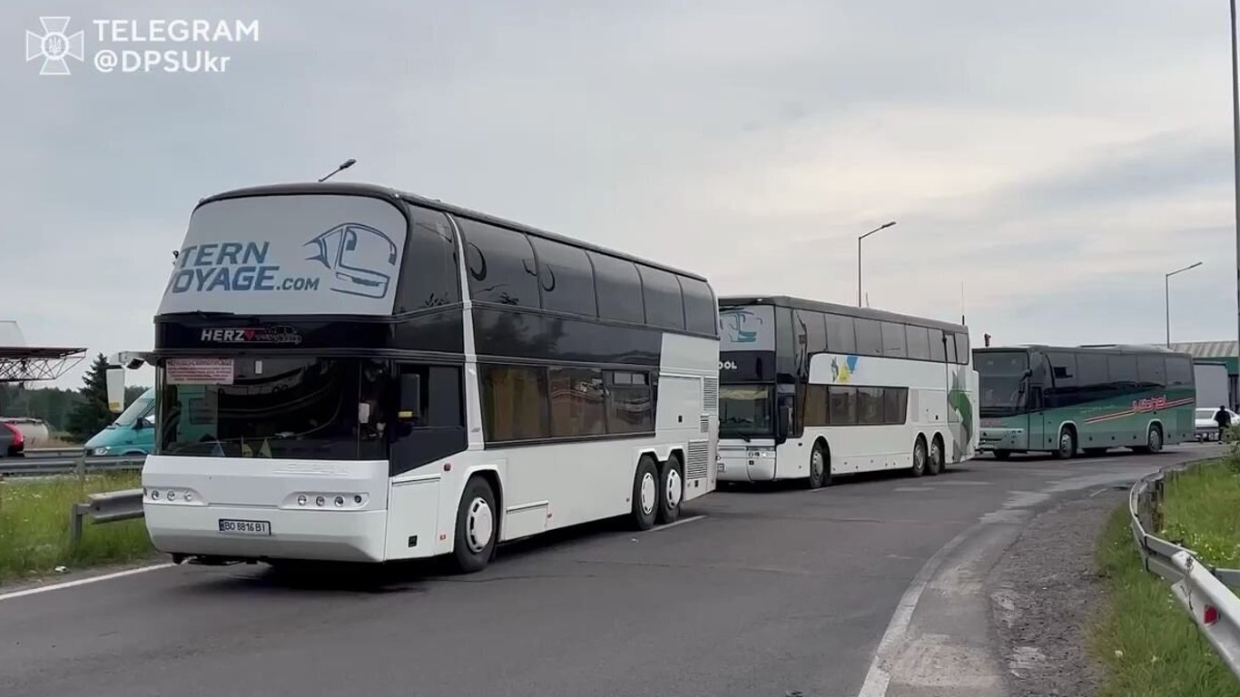 Черги на кордоні України сьогодні вранці 14 червня