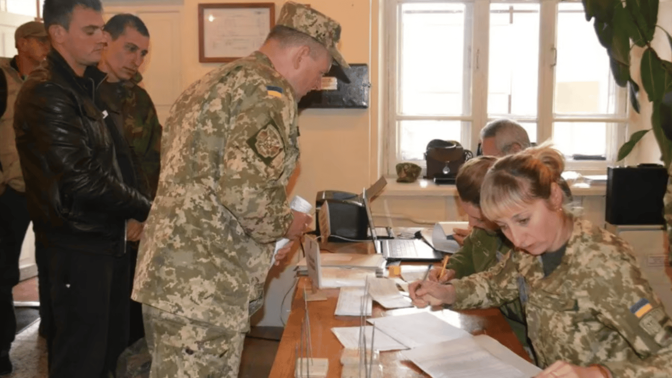 На Хмельниччині суд виправдав чоловіка, який не прийшов за повісткою до ТЦК