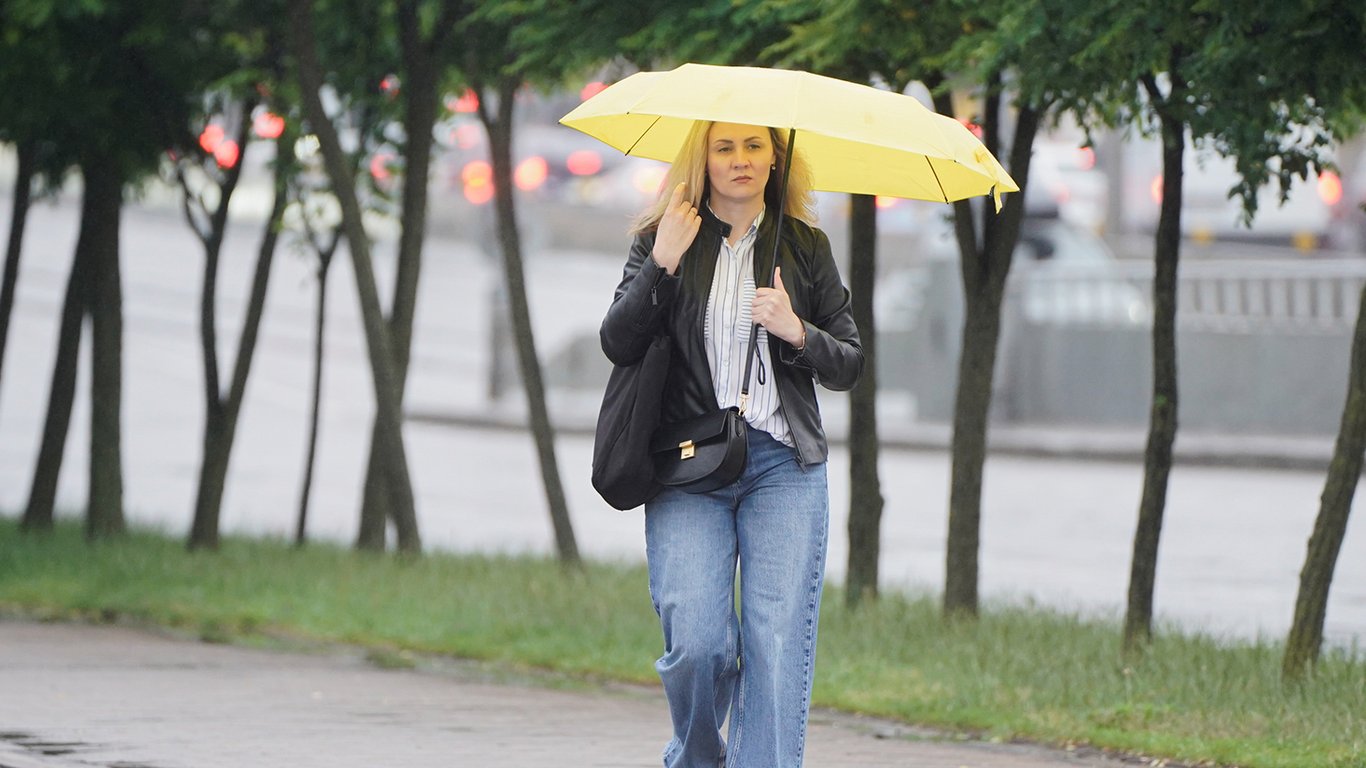 У Києві завтра очікується прохолодна погода та опади