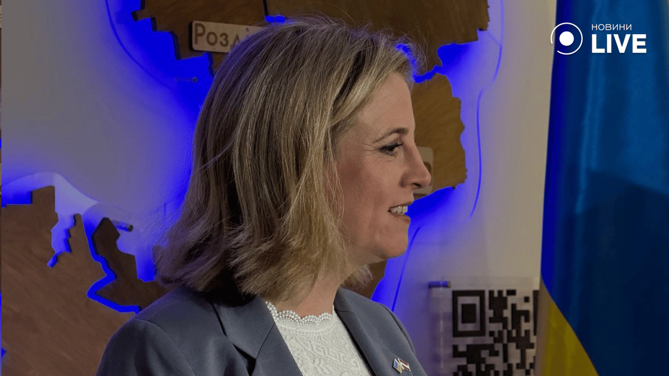 Федеральна міністерка європейських та міжнародних справ Австрії Беата Майнль-Райзінгер 