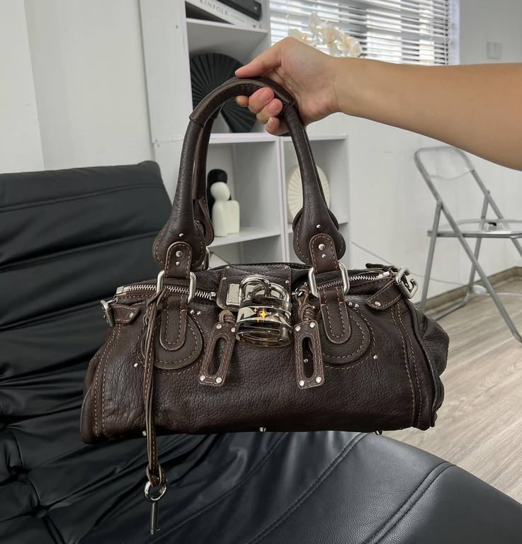 Модель сумки з 2000-х, що повернулась в моду