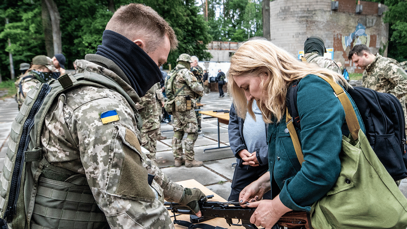 Мобилизация в Украине - вводятся проверки сотрудников военкоматов