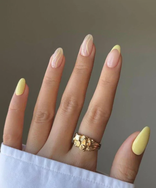 Масляный французский маникюр