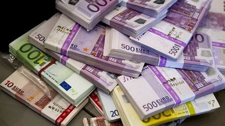 Незаконно вивозили валюту — мешканці Одещини проведуть 9 років у молдовській вʼязниці - 285x160