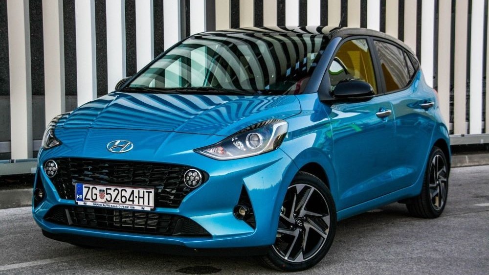 ТОП-5 нових автомобілів з низькими витратами палива в Україні у 2024 році - фото 5