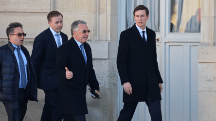 Представники США прибули на засідання Коаліції охочих у Париж - 290x160