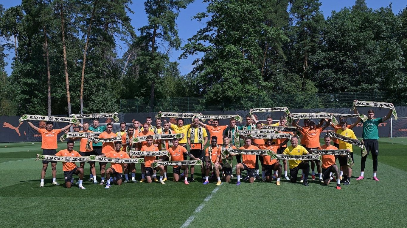 Шахтер поддержал военных