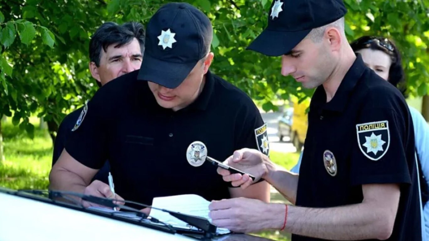 Штрафи в Україні: за яке порушення залишають без водійських прав на пів року