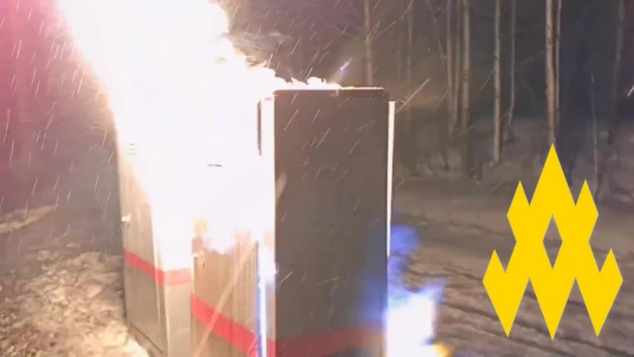 В РФ зупинено військові постачання - партизани підпалили шафу на залізниці