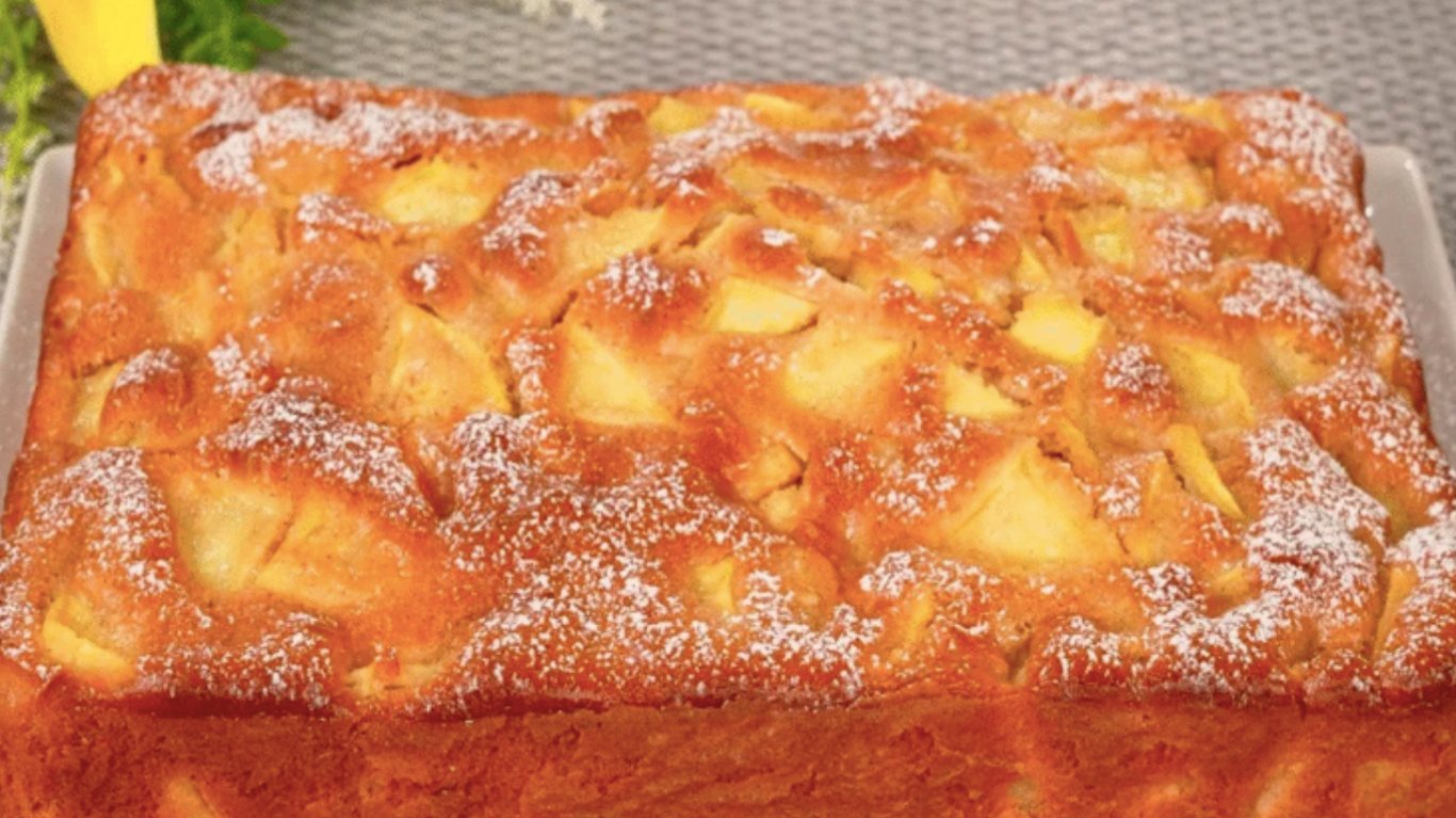 Apple Pie Recipe Is Softer Than Any Charlotte Cake