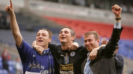 Легенда збірної Англії назвав огидними санкції проти Абрамовича - 285x160