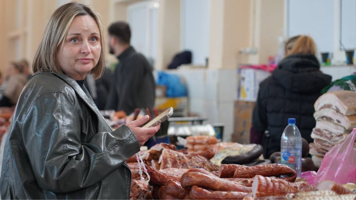 Копчености на одесском Привозе: цены пока не растут