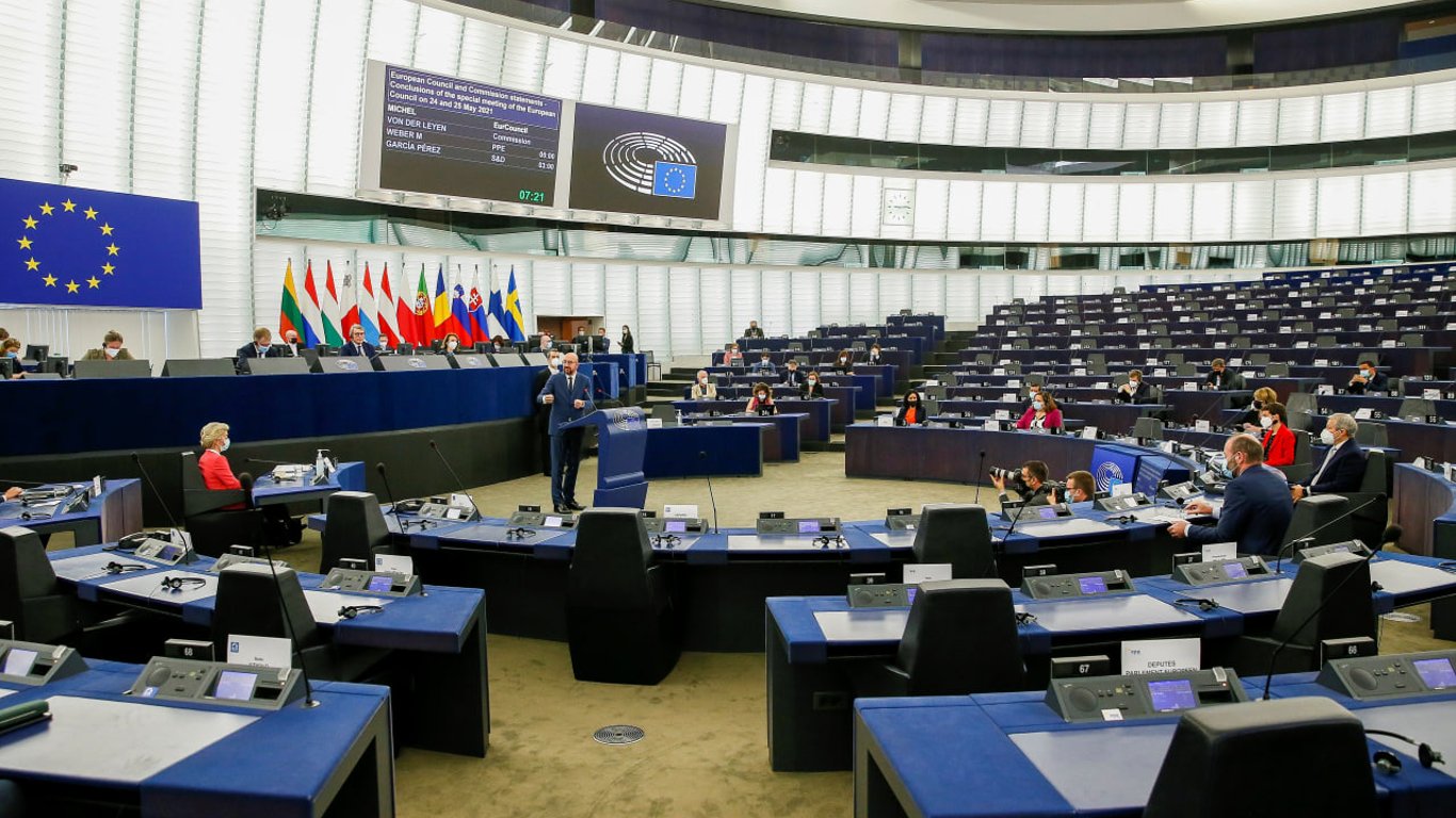 Европарламент объяснил решение Украины о временном отступлении от прав человека