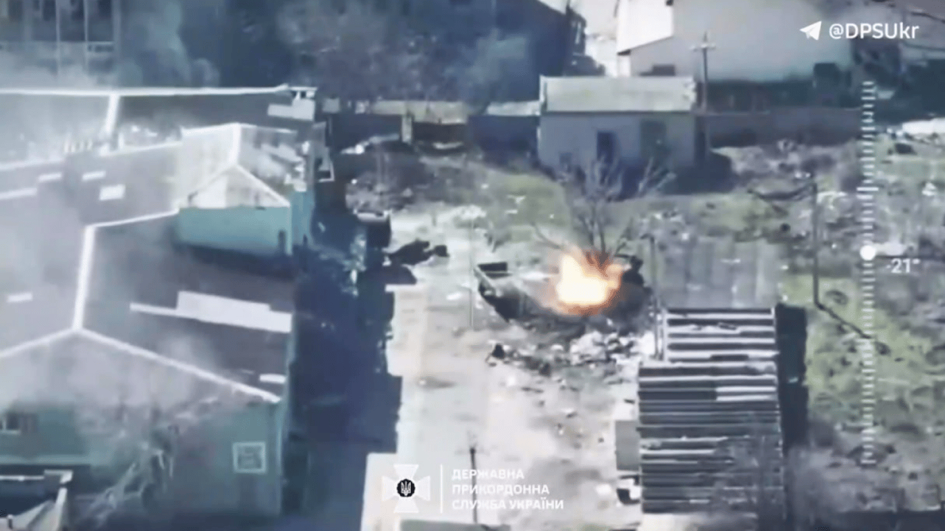 Прикордонники вдарили по мінометному розрахунку та окупантах у Херсонській області — відео