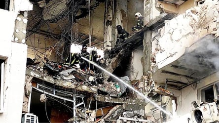 Трагическая дата для Одессы: годовщина попадания в ЖК "Тирас" - 285x160