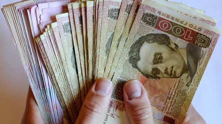 Какая минимальная зарплата завуча школы в январе 2026 — сумма - 285x160