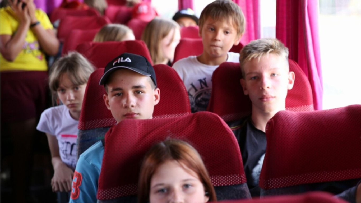 В Минреинтеграции рассказали, сколько украинских детей депортировали в Беларусь