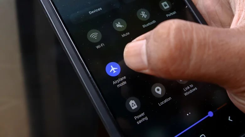 Мобільний телефон