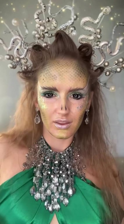 Recently, Medusa Gorgon has become a popular Halloween costume.