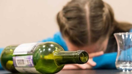 Дитина вжила алкоголь і потрапила до реанімації — вирок матері - 285x160