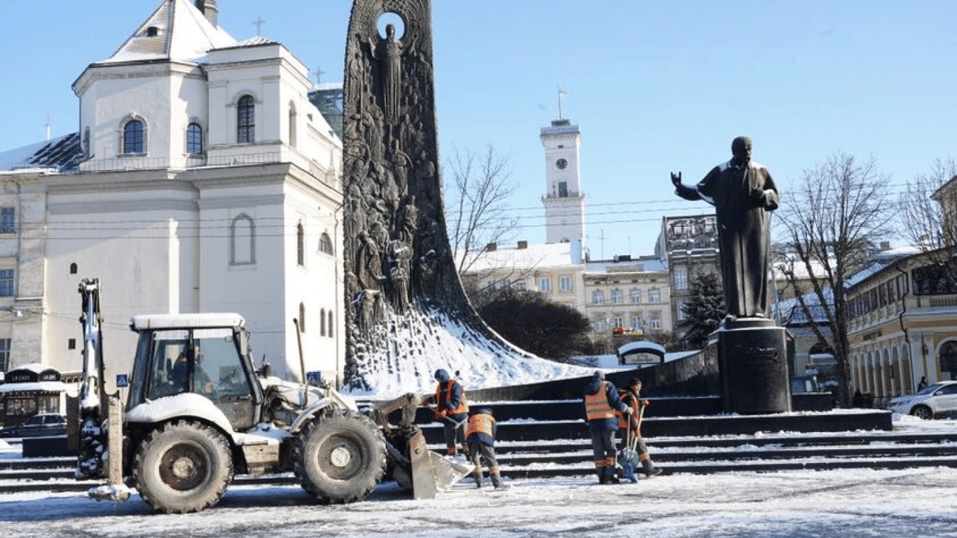 Погода у Львові 2 березня — на дорогах працювала спецтехніка