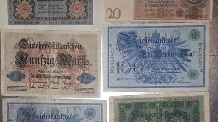 На українсько-польському кордоні митники вилучили цінну колекцію банкнот та марок - 285x160