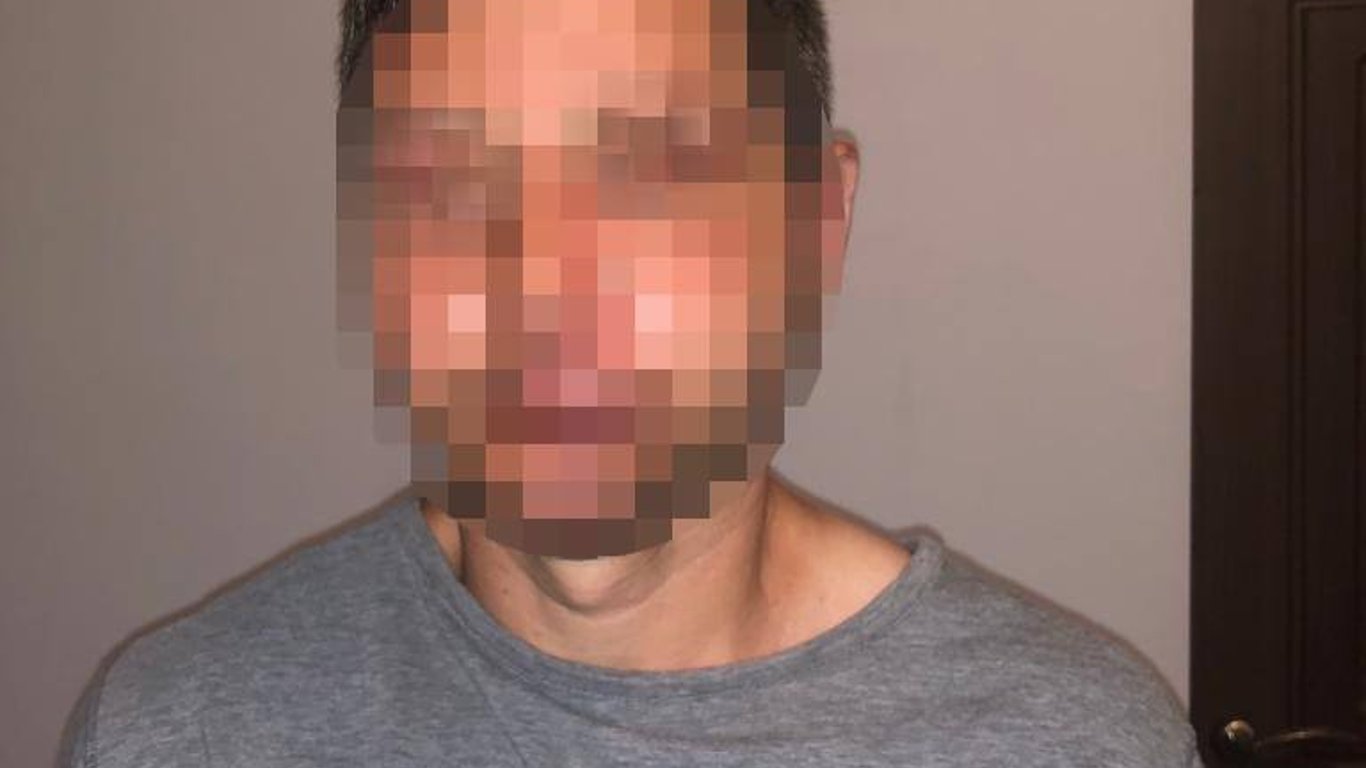 На Львівщині поліцейські затримали чоловіка, який зарізав свого знайомого