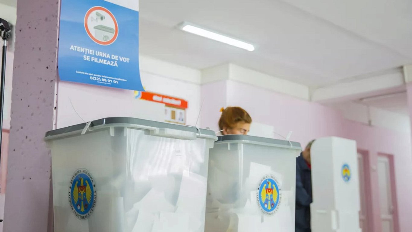 В Молдове проходят выборы мэров и местных советников
