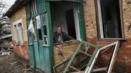 Более 100 тысяч украинцев вернулись в зону боевых действий — в Раде назвали причину - 285x160