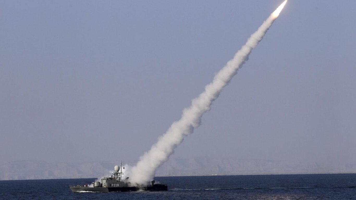 В Чорному морі споряджені ракетоносії: скільки "Калібрів" на борту