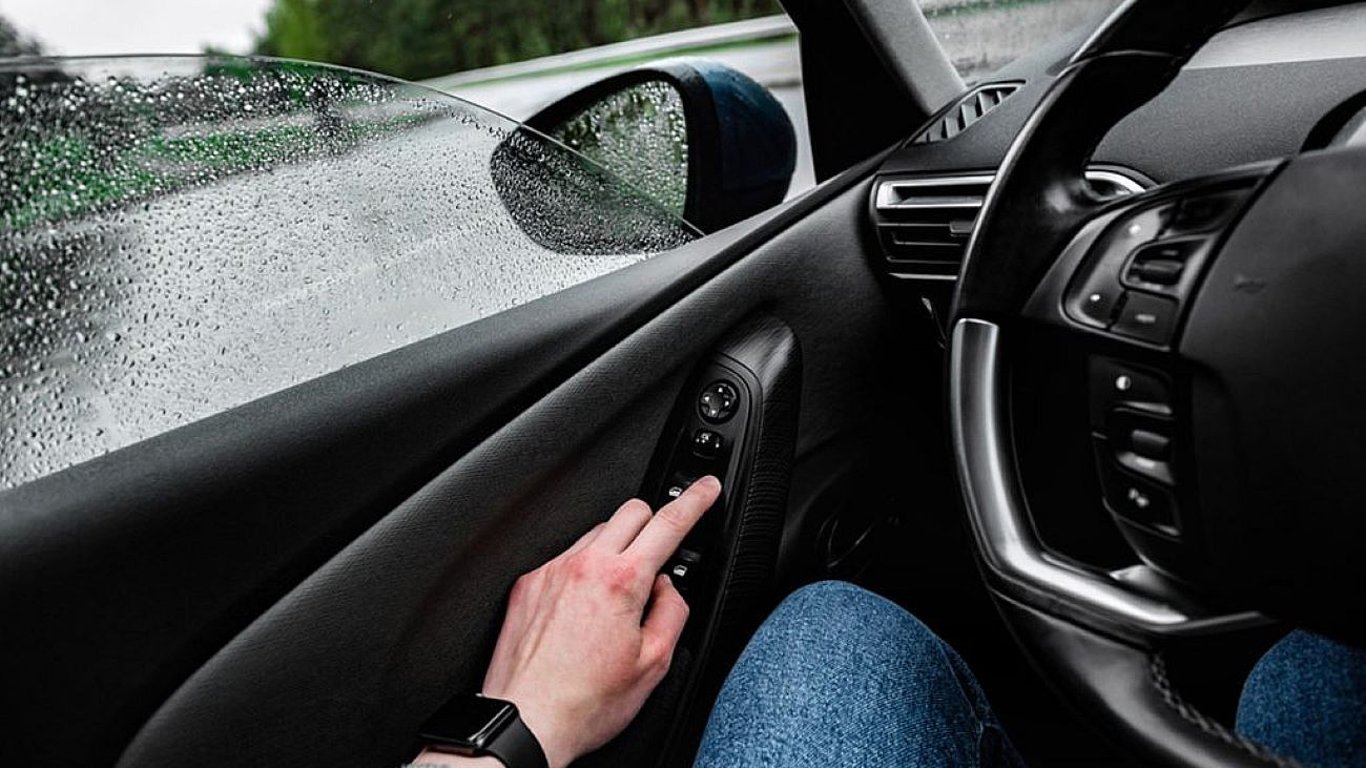 Как закрыть окно в авто, если сломался стеклоподъемник – лайфхаки