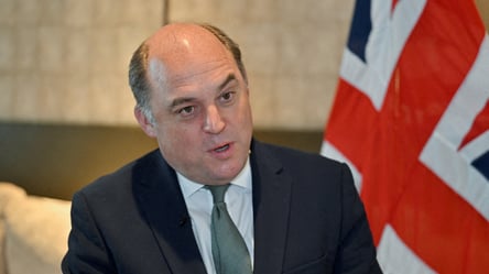 Министр обороны Британии Бен Уоллес может уйти в отставку этой осенью - 285x160