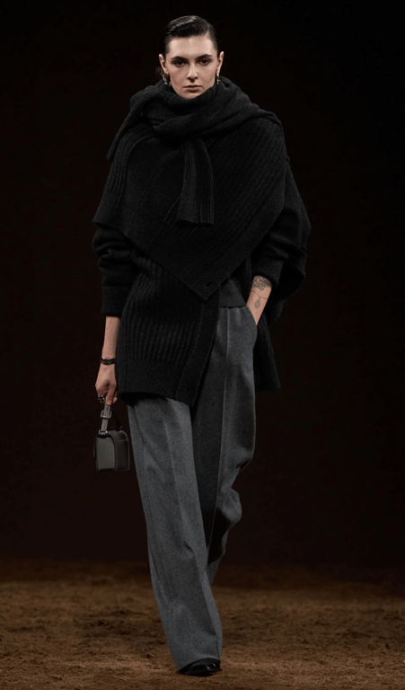 Які штани найкраще поєднуються з трикотажем